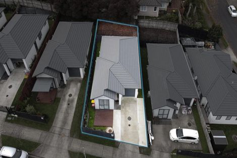 Photo of property in 113 Tiriwa Drive, Massey, Auckland, 0614