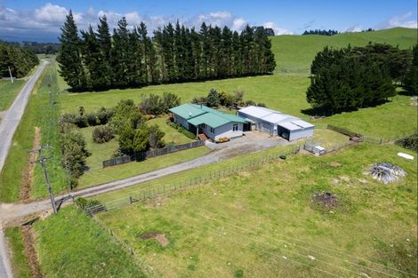 Photo of property in 321 Te Kakapo Valley Road, Dannevirke, 4978