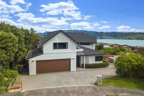 Photo of property in 17 Dornoch Place, Papakowhai, Porirua, 5024