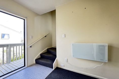 Photo of property in 28 Morere Street, Titahi Bay, Porirua, 5022