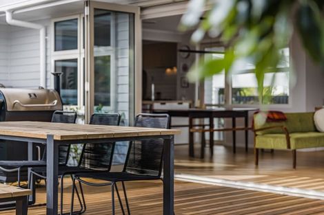 Photo of property in 6 Esmeralda Avenue, Avondale, Auckland, 1026