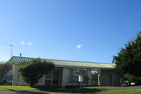 Photo of property in 19 Greenwich Grove, Stokes Valley, Lower Hutt, 5019
