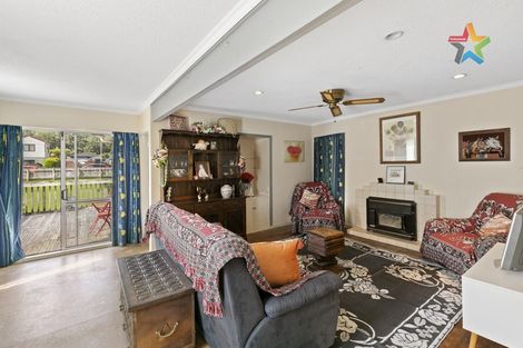 Photo of property in 24 Korau Grove, Stokes Valley, Lower Hutt, 5019