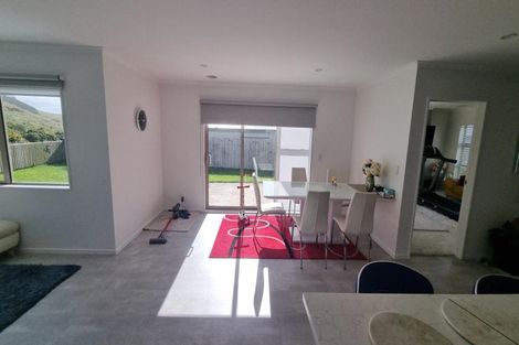 Photo of property in 47 Atherton Terrace, Churton Park, Wellington, 6037