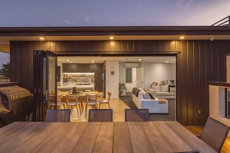 Photo of property in 10 Stout Street, Waimairi Beach, Christchurch, 8083