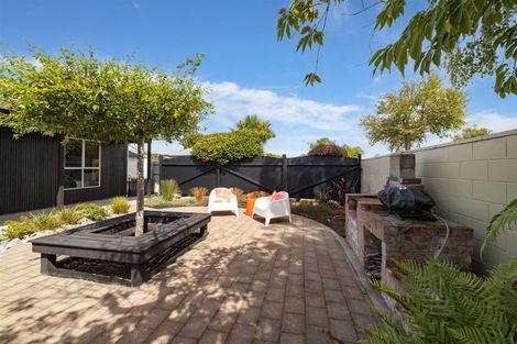 Photo of property in 325 Sawyers Arms Road, Bishopdale, Christchurch, 8053