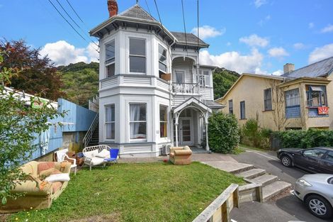 Photo of property in 84 Queen Street, North Dunedin, Dunedin, 9016