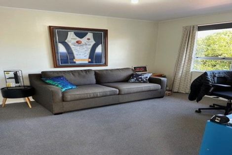 Photo of property in 5 Sharda Grove, Paraparaumu Beach, Paraparaumu, 5032