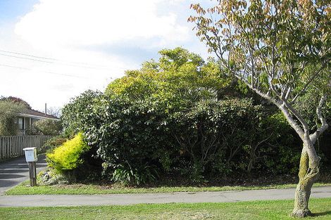 Photo of property in 16 Hounslow Street, Ilam, Christchurch, 8041