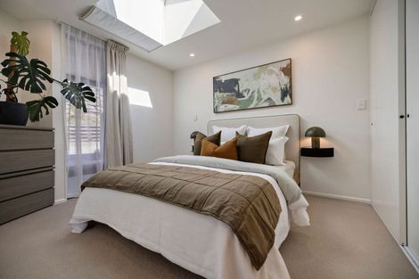 Photo of property in 556b Peninsula Road, Kelvin Heights, Queenstown, 9300