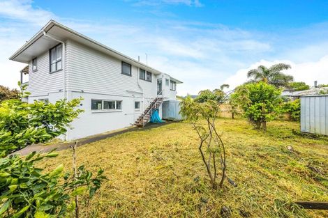 Photo of property in 11 Tomlin Place, Mangere East, Auckland, 2024