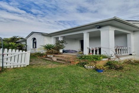 Photo of property in 1/56 Beresford Street, Bayswater, Auckland, 0622