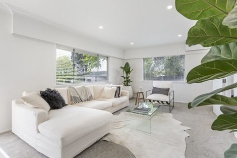 Photo of property in 2/21 Gowing Drive, Meadowbank, Auckland, 1072