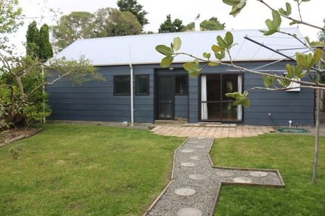 Photo of property in 64 Summerhill Drive, Fitzherbert, Palmerston North, 4410
