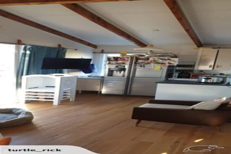 Photo of property in 19 Westside Road, Port Waikato, Tuakau, 2695