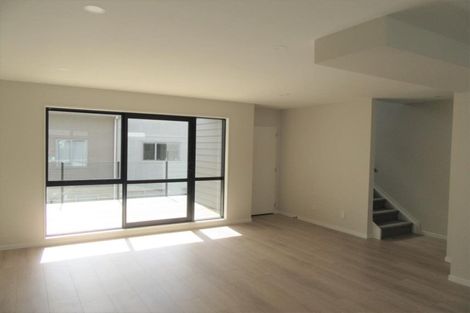 Photo of property in 14/5 Perekia Street, Albany, Auckland, 0632