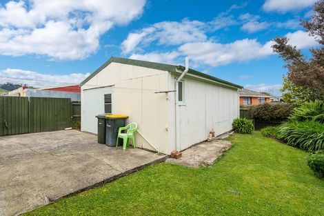 Photo of property in 1 Ash Place, Mosgiel, 9024