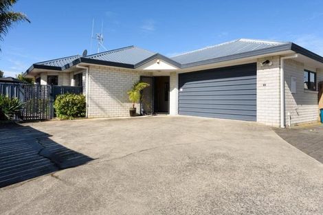 Photo of property in 51 Olympus Grove, Papamoa Beach, Papamoa, 3118