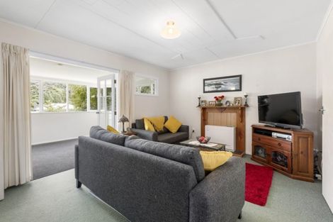 Photo of property in 78 Hine Road, Wainuiomata, Lower Hutt, 5014