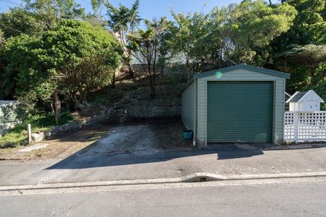 Photo of property in 9 Wavell Street, Karori, Wellington, 6012