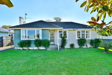 Photo of property in 18 Mcannalley Street, Manurewa East, Auckland, 2102