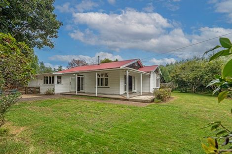 Photo of property in 49 Joblins Road, Levin, 5571