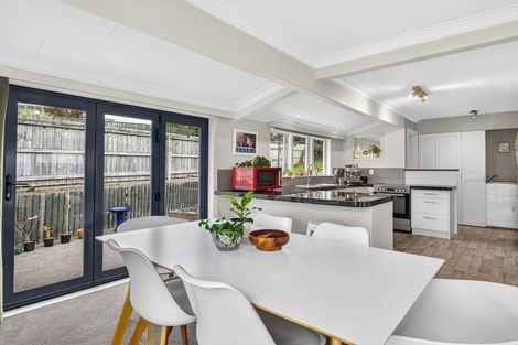 Photo of property in 99 Gillies Avenue, Taupo, 3330