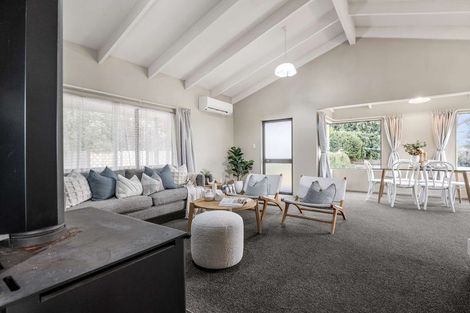 Photo of property in 37b Aquarius Drive, Kawaha Point, Rotorua, 3010