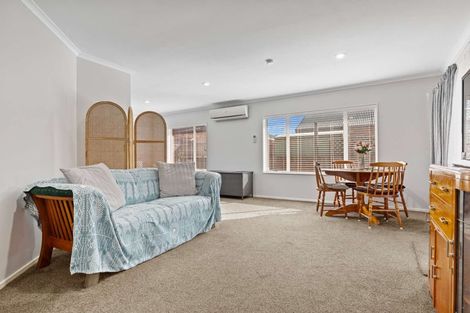 Photo of property in 8 Donegal Place, Katikati, 3129