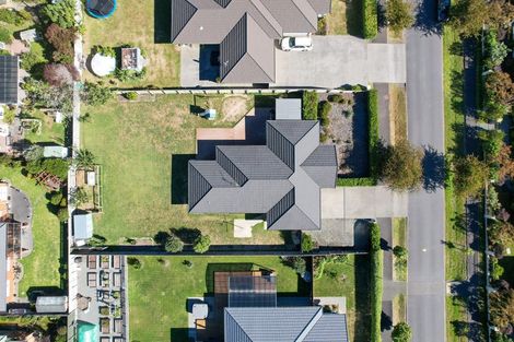 Photo of property in 23 Waipunahau Road, Waikanae, 5036