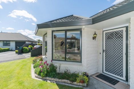 Photo of property in 7/63 North Street, Palmerston North, 4410