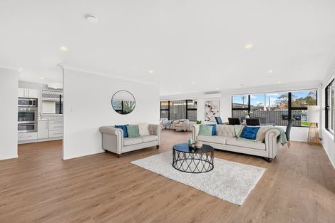 Photo of property in 22a Matua Road, Huapai, Kumeu, 0810