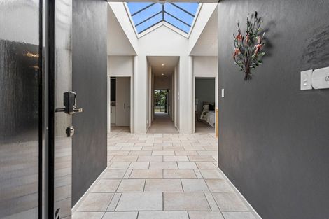 Photo of property in 5 Priorsford Court, Avonhead, Christchurch, 8042