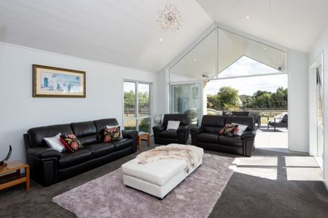 Photo of property in 22 Ardmore Quarry Road, Ardmore, Papakura, 2582