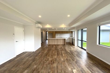 Photo of property in 116 Jack Hanley Drive, Jacks Point, Queenstown, 9371