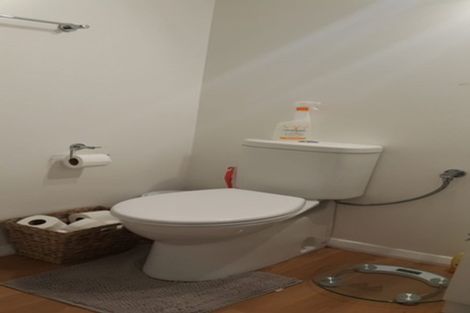 Photo of property in 4/124 Campbell Street, Karori, Wellington, 6012