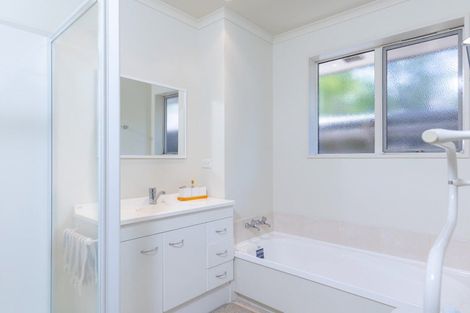 Photo of property in 32 Admiralty Place, Waikawa, Picton, 7220