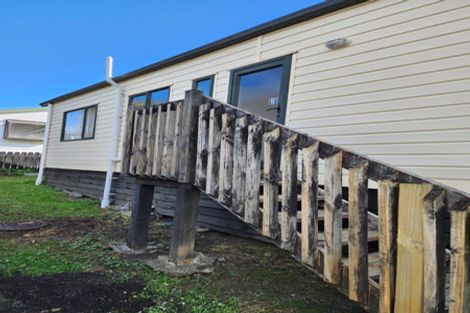 Photo of property in 38 Matipo Road, Te Atatu Peninsula, Auckland, 0610