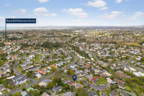 Photo of property in 7 Yule Place, Massey, Auckland, 0614