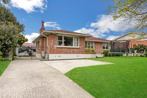 Photo of property in 40 Alexander Avenue, Papatoetoe, Auckland, 2025