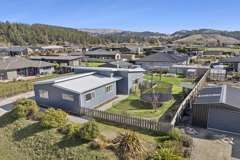 Photo of property in Luggate Park, 27 Cooper Crescent, Luggate, Wanaka, 9383