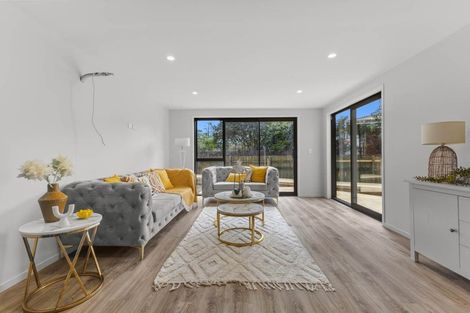 Photo of property in 30b Tawa Crescent, Manurewa, Auckland, 2102