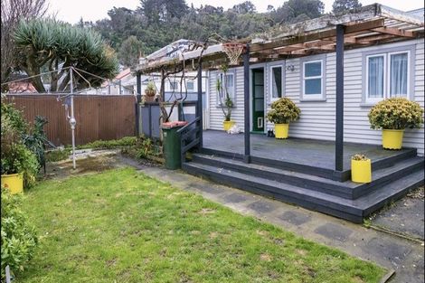 Photo of property in 3 Hector Street, Petone, Lower Hutt, 5012