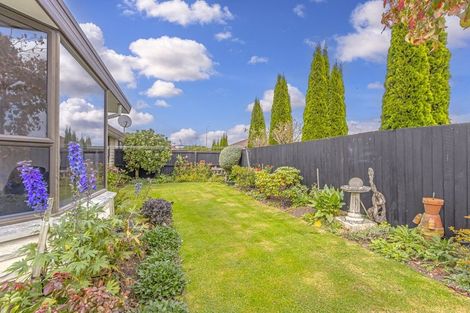 Photo of property in 2/3 Dumfries Drive, Hei Hei, Christchurch, 8042