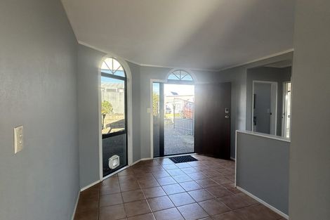 Photo of property in 27 Eskdale Road, Papakowhai, Porirua, 5024