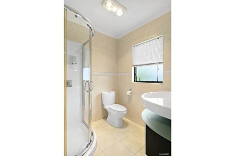 Photo of property in 26 Kensway Drive, Flat Bush, Auckland, 2016