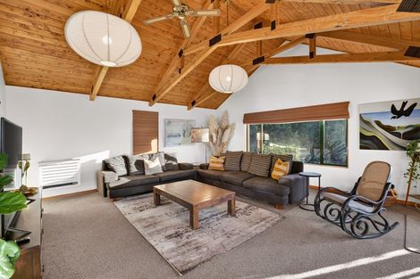 Photo of property in 286 Whirinaki Road, Eskdale, Napier, 4182