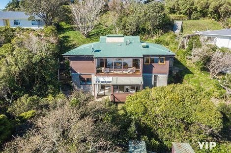 Photo of property in 89 Black Rock Road, Newlands, Wellington, 6037