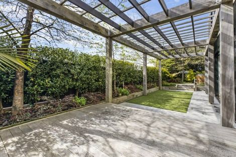 Photo of property in 1g Eversleigh Road, Belmont, Auckland, 0622