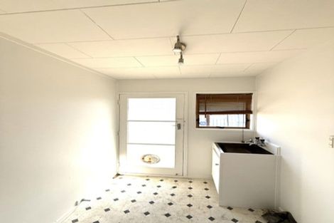 Photo of property in 2/47 Zita Maria Drive, Massey, Auckland, 0614